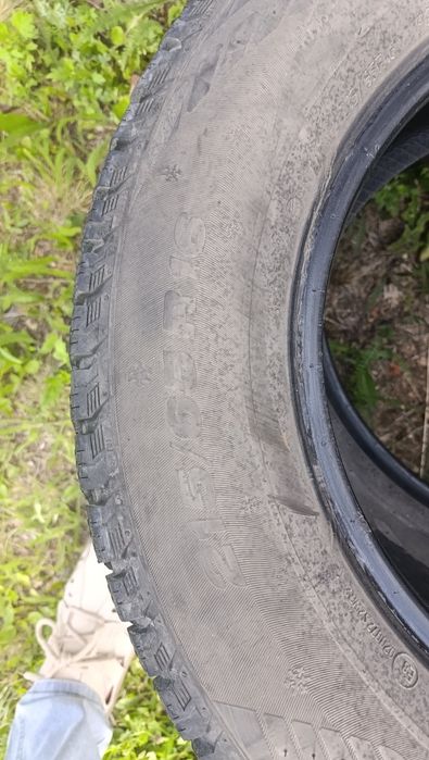 Продам шины 215/65 R16