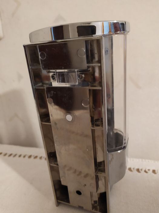 Dispenser de săpun lichid - 1 bucata