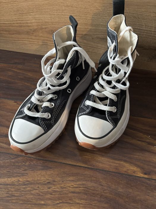 Converse Chuck Taylors