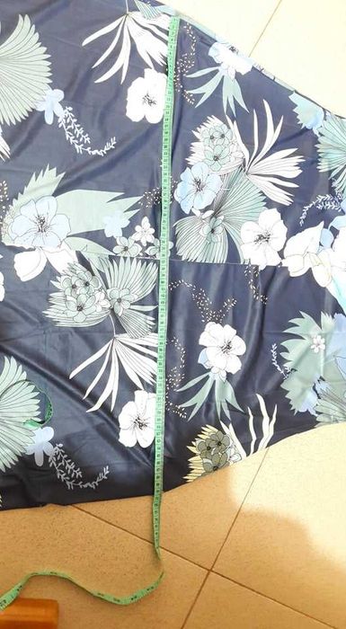 Лятна рокля-флорални мотиви