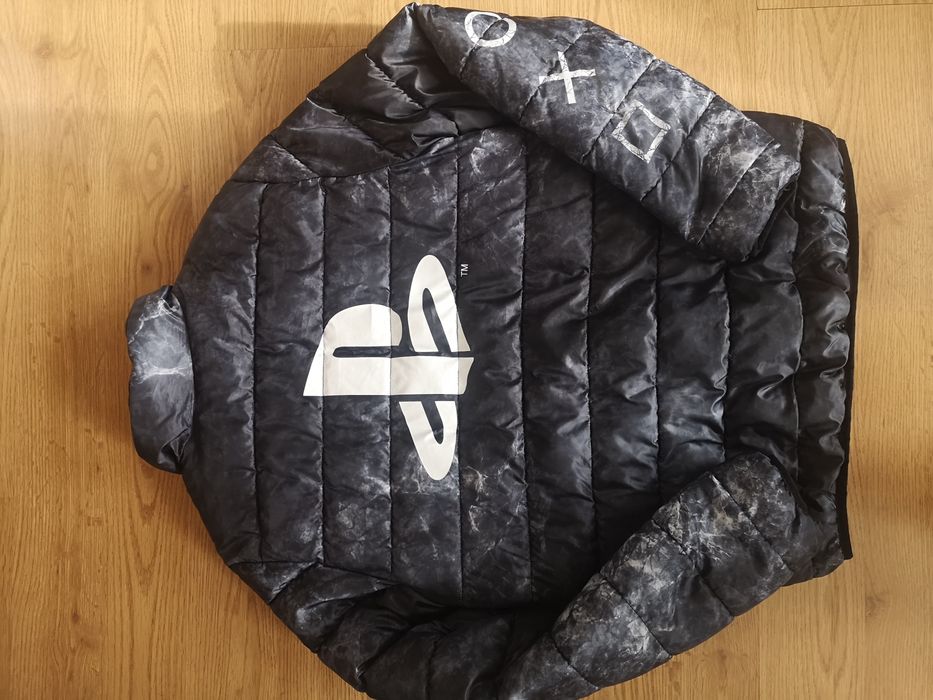 Яке H&M PlayStation