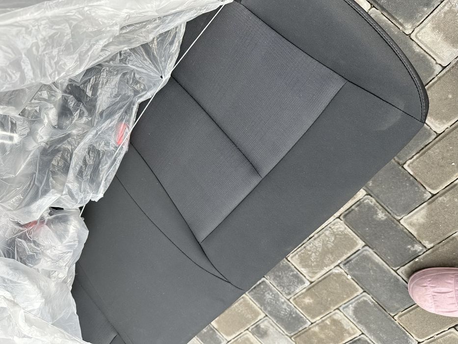 Продам новые седенья Старекс