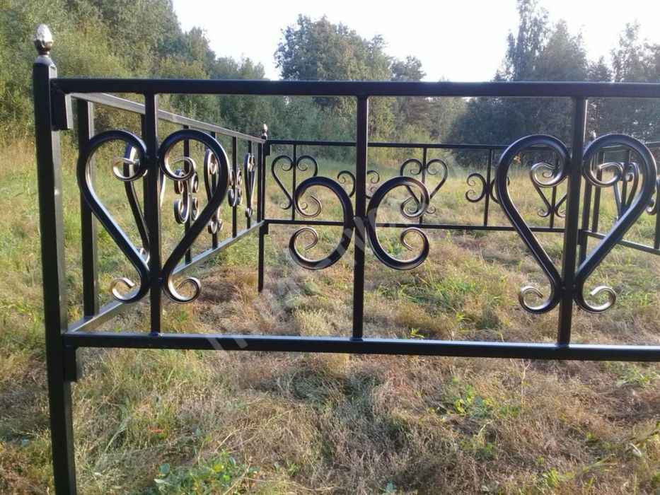 Оградки на мазар