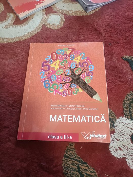 Vand 2 seturi de manuale clasa a III a