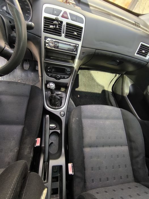 Продавам Peugeot 307 SW