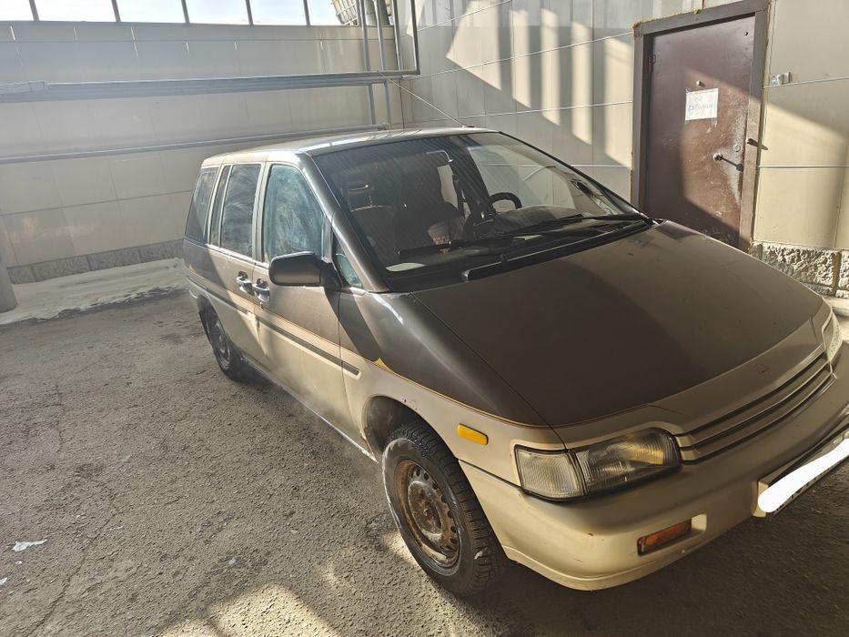 Продам автомобиль Nissan Prairie