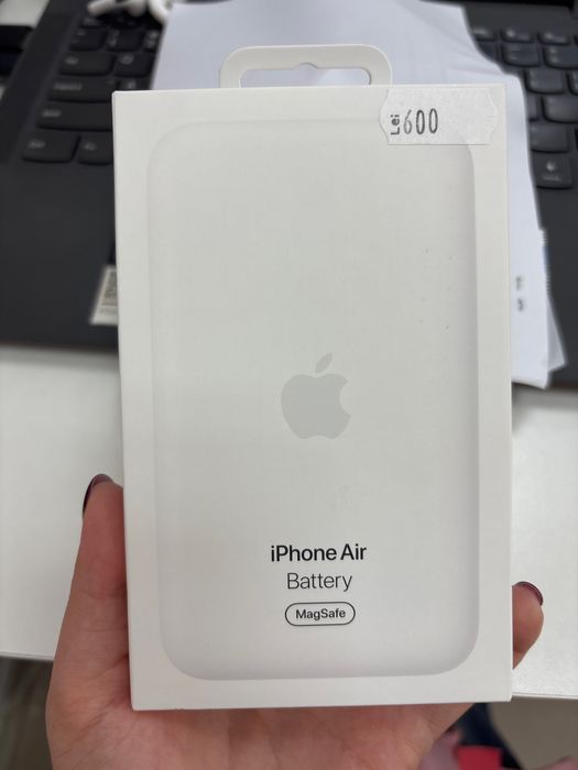Vând Iphone Air Battery