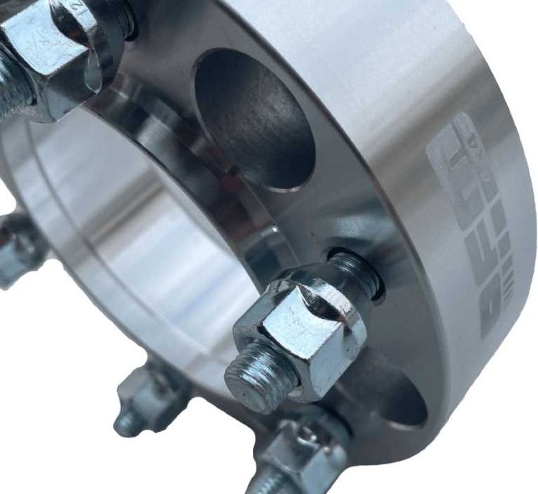 Flanse distantiere 40mm 6×139.7 Toyota Hilux J90 J120