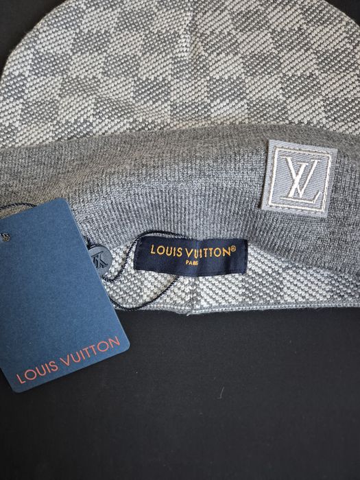 Caciula Louis Vuitton