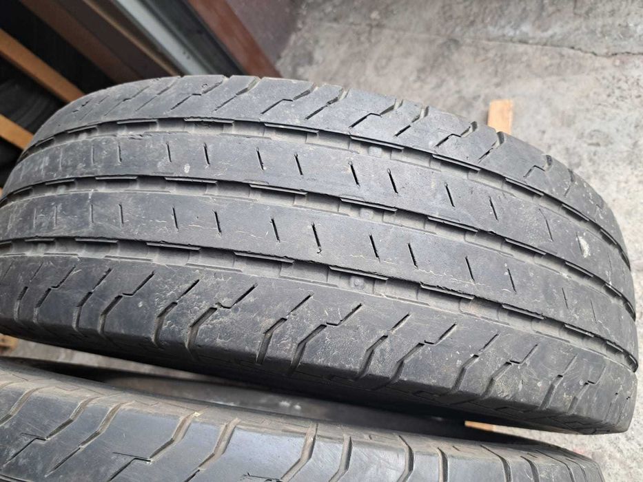 2 anvelope 215/70 R15C Continental