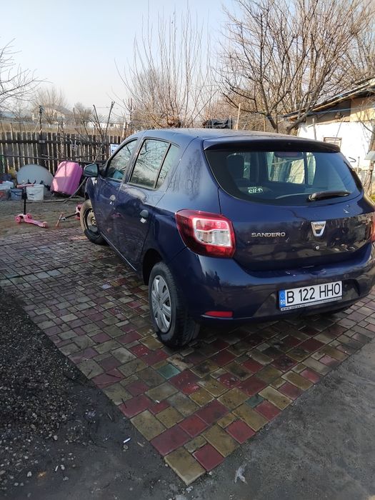Vând Dacia sandero 2013