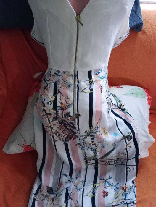 ТРИ НОВИ РОКЛИ и други чeтири -пeрфeктни, плюс подарък