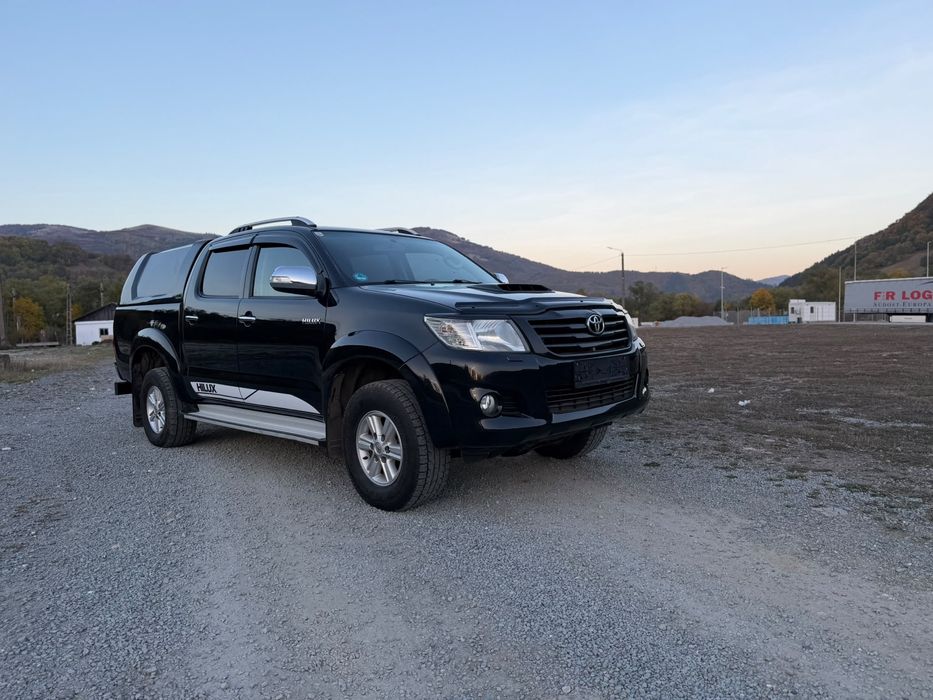 Toyota hilux 2.5/144 cp ! Blocant spate !