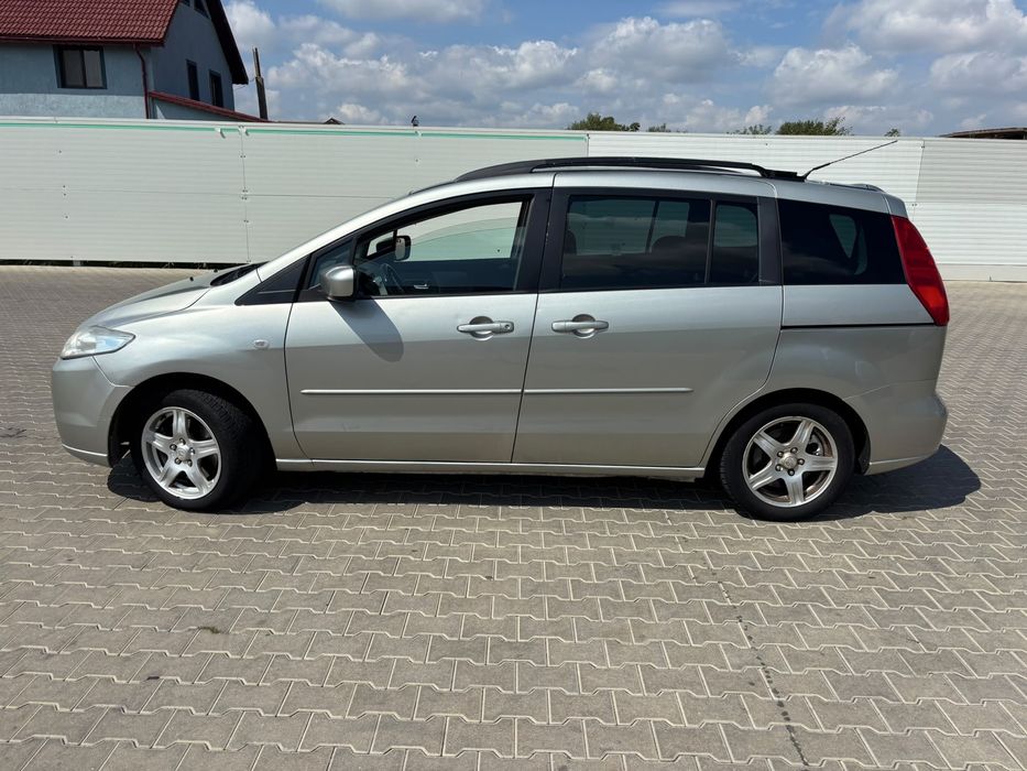 Mazda 5 ,an 2006 cu 7 locuri