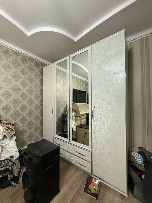 Тап таза гарнитур сатылады