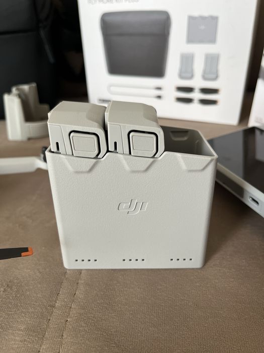 Продам дрон DJI MINI 3 PRO Fly More Combo Plus