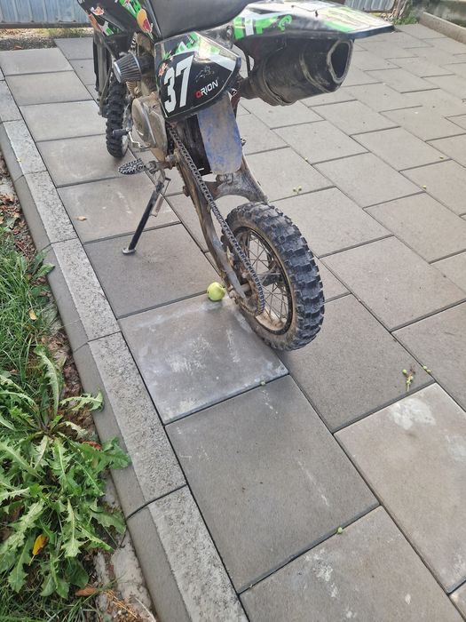 Vând un cros de 125 impecabil