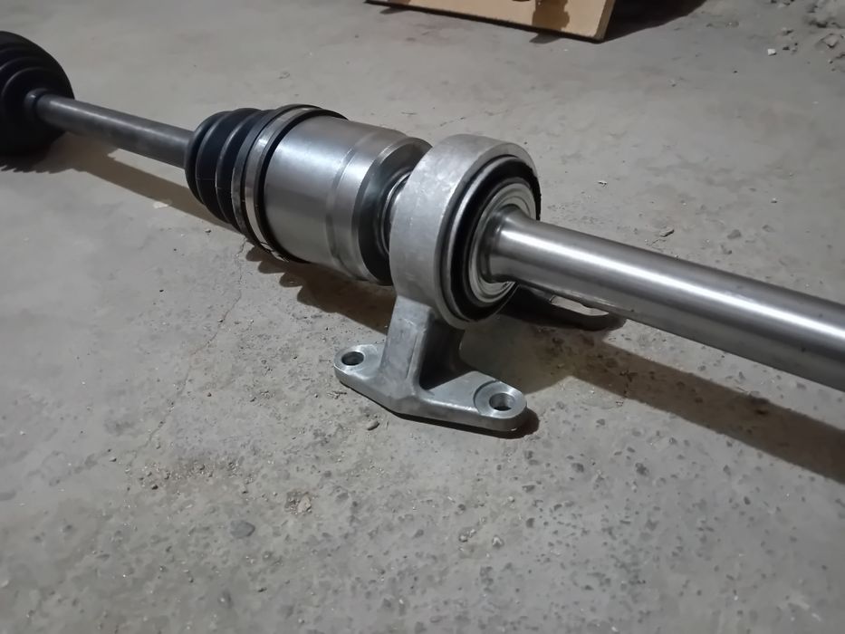 Полуоска за Honda CRV 3 2.0 2.4