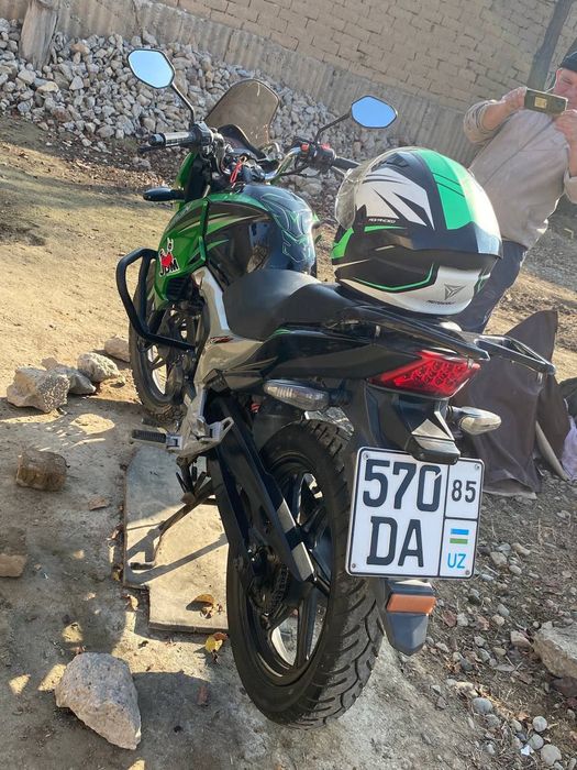 Мотоцикл спортивный