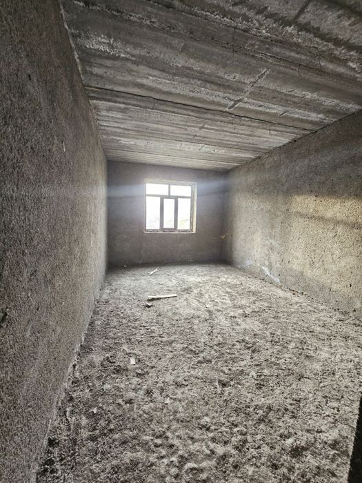 Коробка квартира сотилади