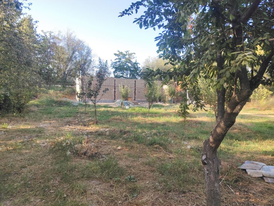 Uchastka uyi bilan arzon narxda