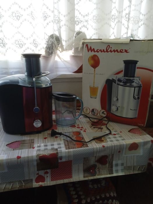 Соковыжималка б/у