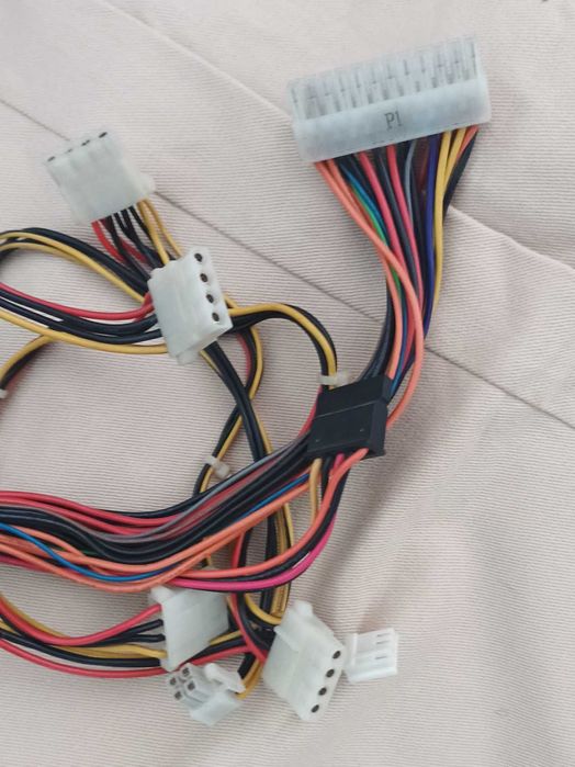 Ново захранване за компютър FSP 400W