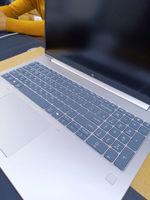 HP ProBook 16.0 Silver