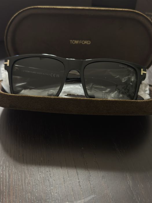 Слънчеви очила TOM FORD