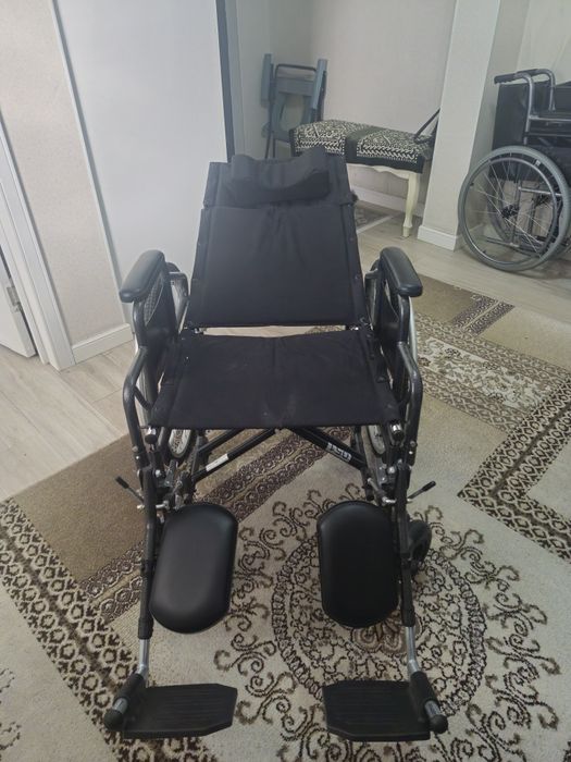 Коляска для инвалидов