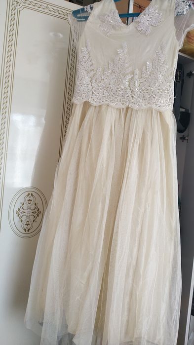 Продам платье за вкусную цену