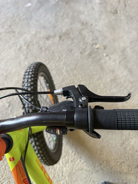 Детско колело cube acid 200