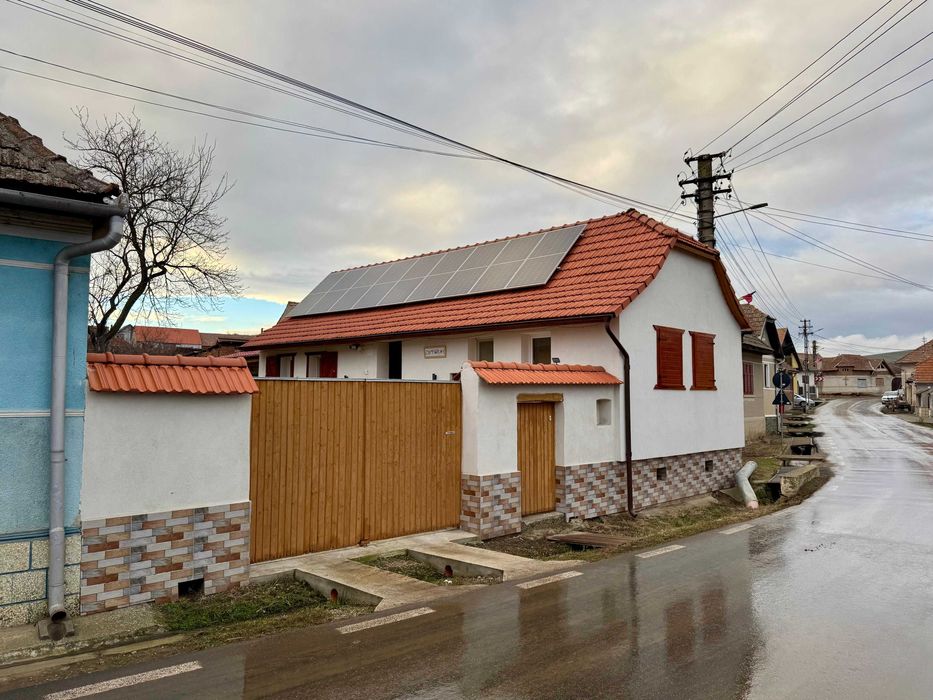 Casa Cut, renovată integral, smart home + fotovoltaice
