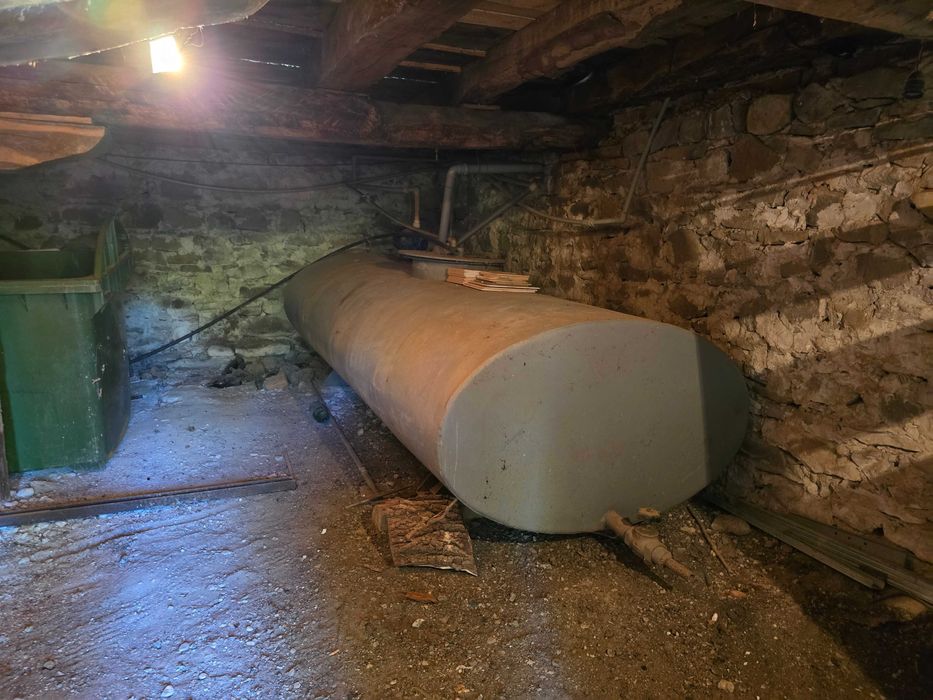 Имот за производство или складова база 2 имота в с. Церова кория