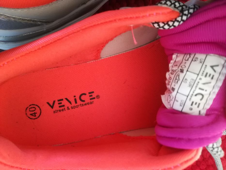 Adidași nr 40 dama Venice