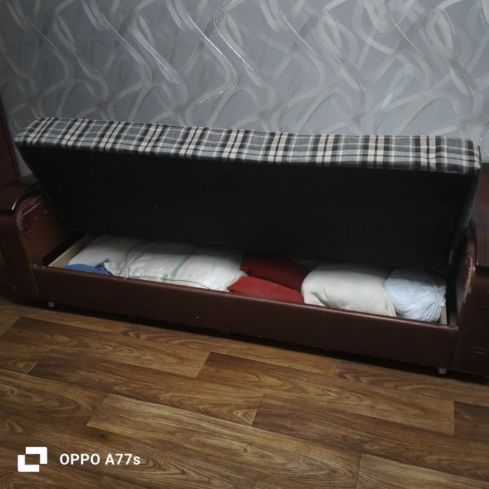 Раскладной мягкий диван  б/у