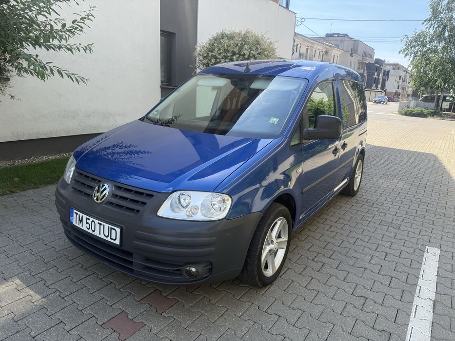 VOLKSWAGEN Caddy 2009
