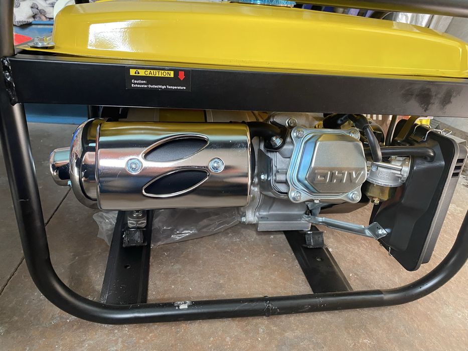 Бензиновый электрический генератор DeWALT