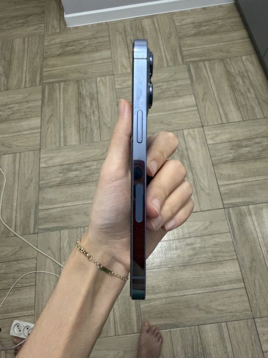 Айфон 13 про есть коробка