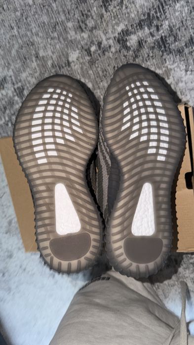 Yeezy 350 beluga