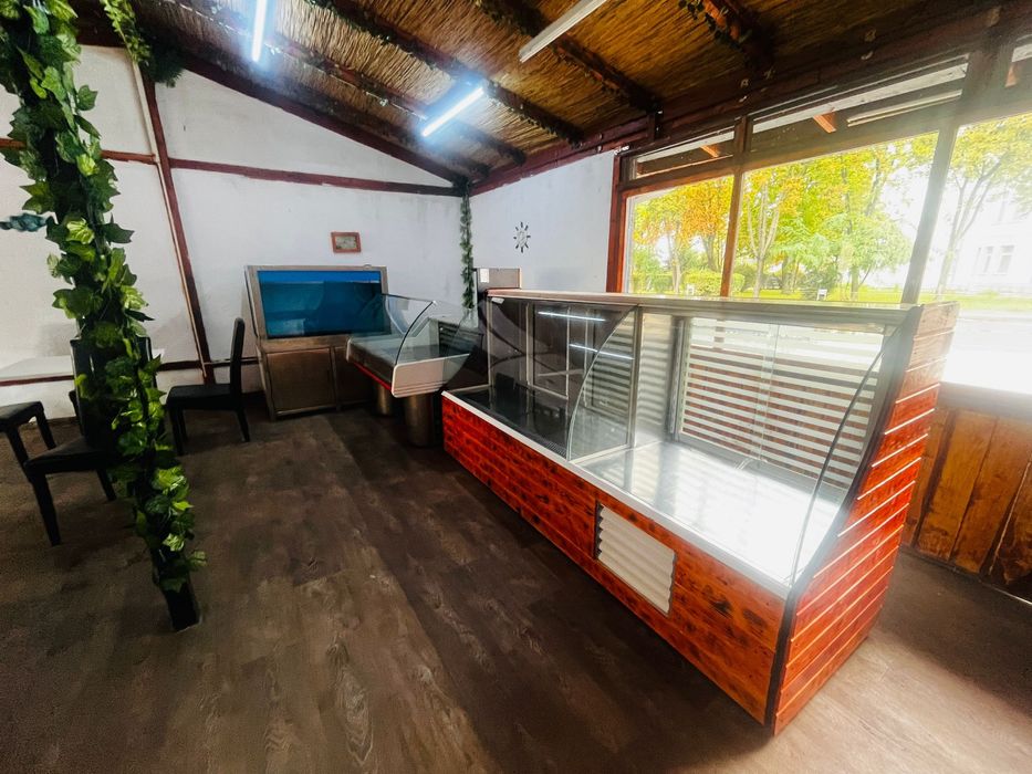 Inchiriez spatiu comercial zona Clujana