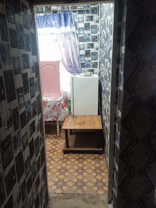 Продам 1-комнатную квартиру .