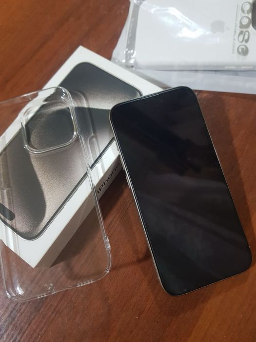 iphone 15 pro titanium
