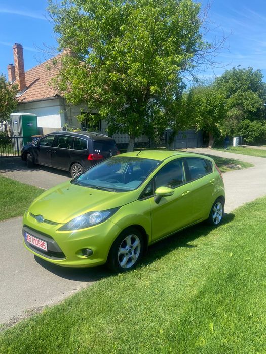Vand Ford Fiesta 1.3 Benzina