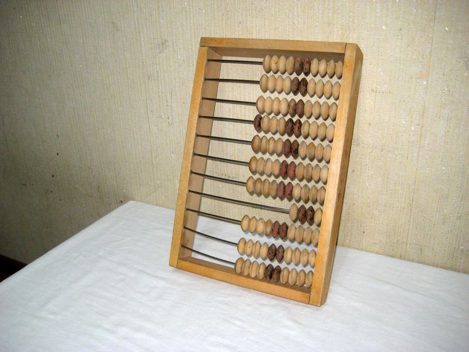 Счеты деревянные СССР кocтяшки дeревянные отличном состоянии!