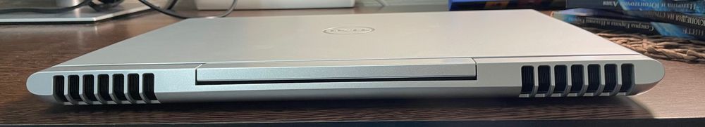 Dell Vostro 15 7580 | i5-8300H | GTX 1050 Ti 4GB | 16GB | 512GB NVMe | IPS