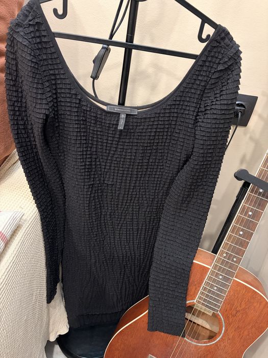 Платье  BCBGMAXAZRIA  , xs-s , в отличном состоянии