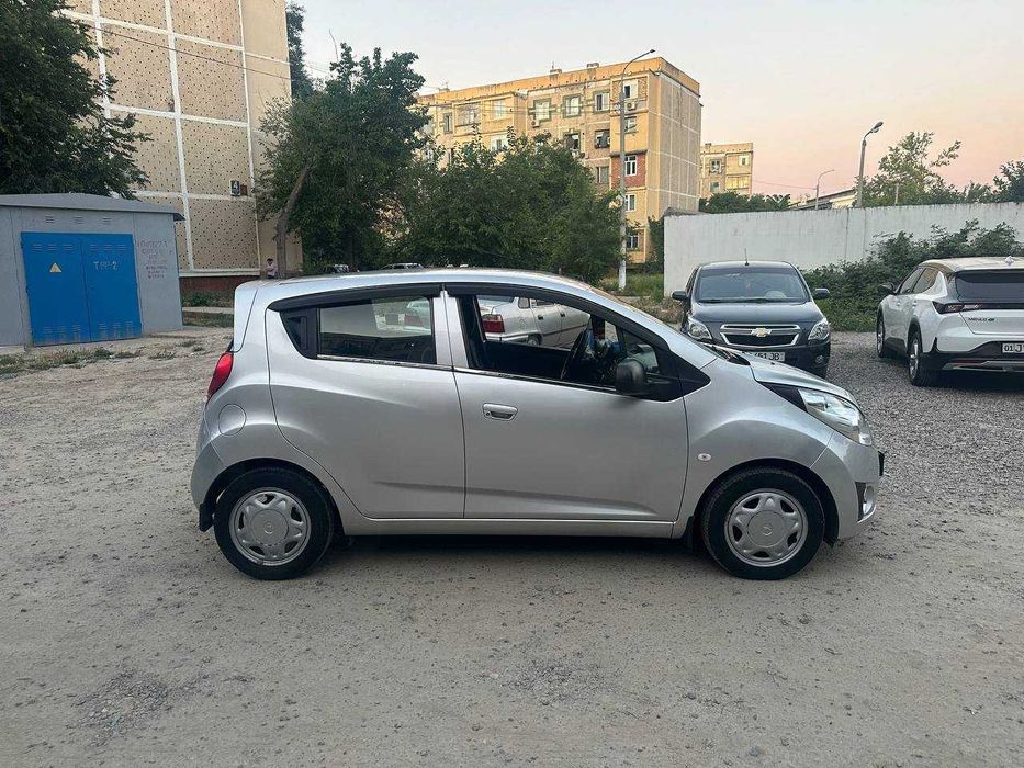 Chevrolet Spark 2016 yil 2 pozisiya