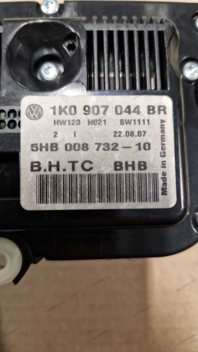 Panou comanda clima VW Golf 5 cod 1K0 907 044 BR