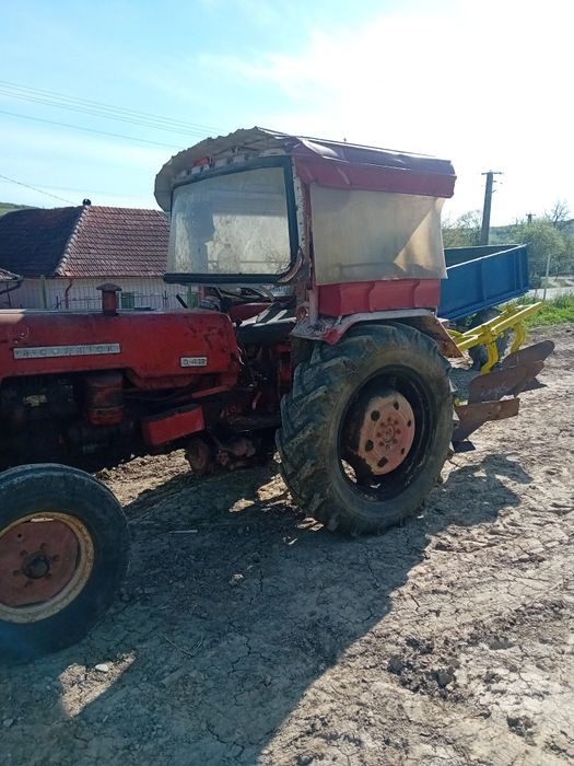 Tractor Mccormick